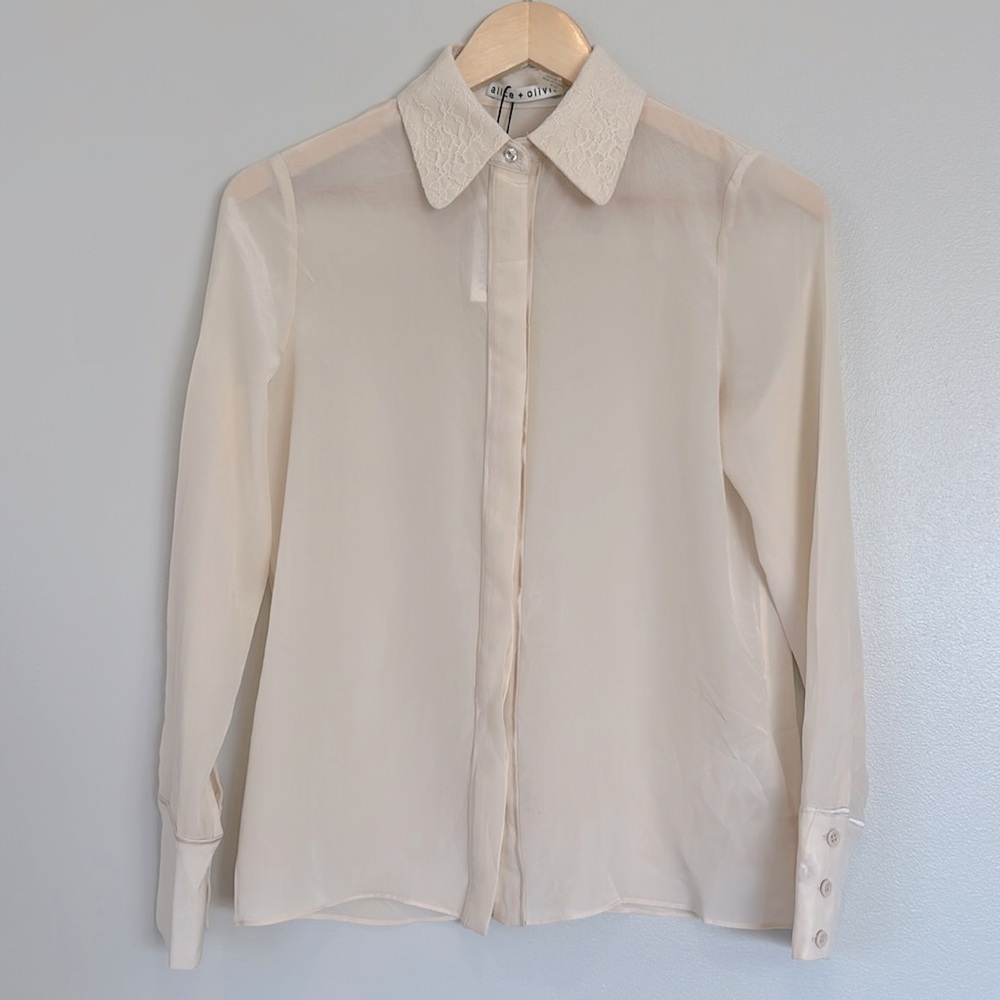 Alice + Olivia by Stacey Bendet Silk Blouse Champagne Size XS 100% Silk